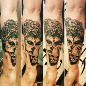 Calavera Lloyds Tattoo