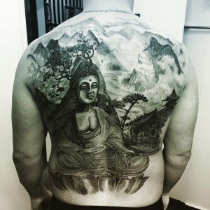 tatuaje indu by lloyds tattoo