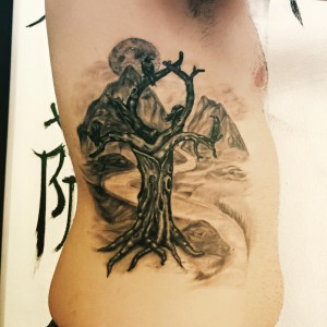 tattoo_arbol_pajaros_lloydstattoo