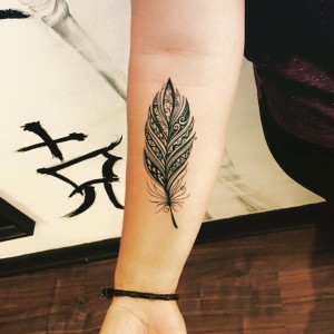 tattoo_plumas_lloydstattoo