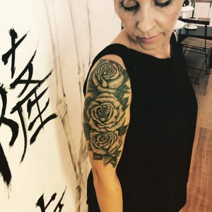 tatuaje_rosa_lloydstattoo
