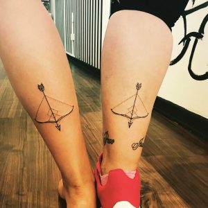 tatuaje_flehas_gemelos_lloydstattoo