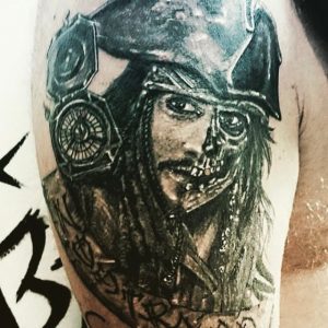 tatuaje_jacksparro_lloydstattoo