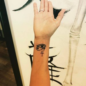 tatuaje_ojo_lloydstattoo