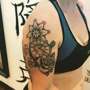 tatuaje_time_lloydstattoo