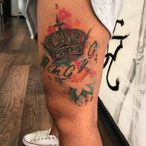 tatuaje_corona_lloydstattoo