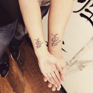 tatuaje_nombremuneca_lloydstattoo_fuerteventura (6)